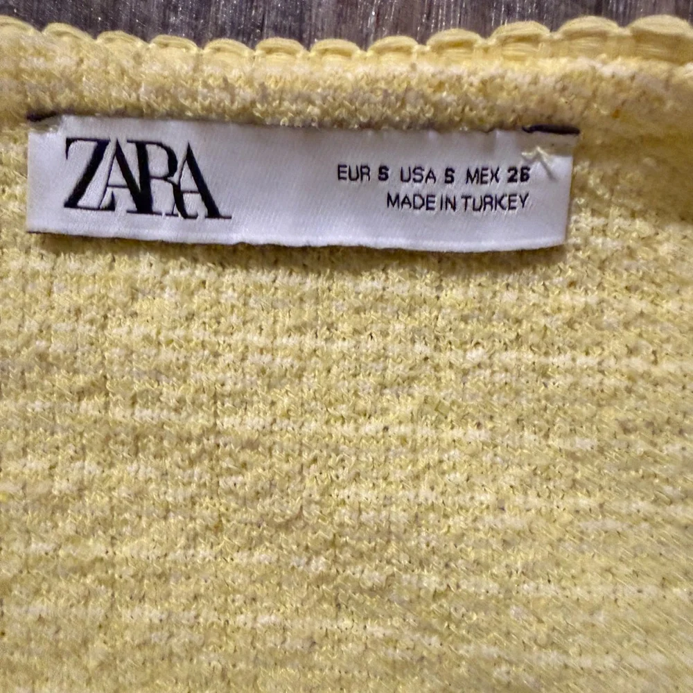 Zara Yellow Knit Cardigan and Top Set - Picture 8 of 10